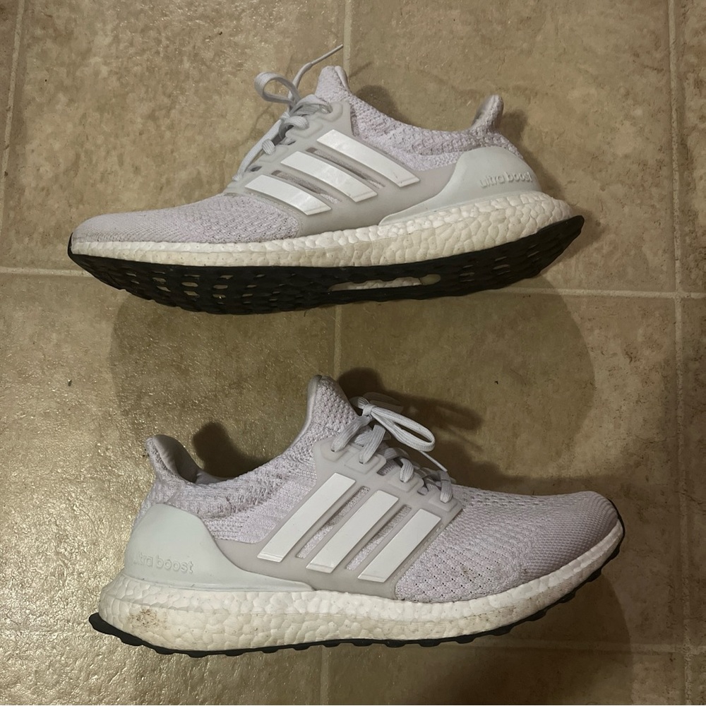 Adidas Ultraboost 5.0 cloud white size 9.0